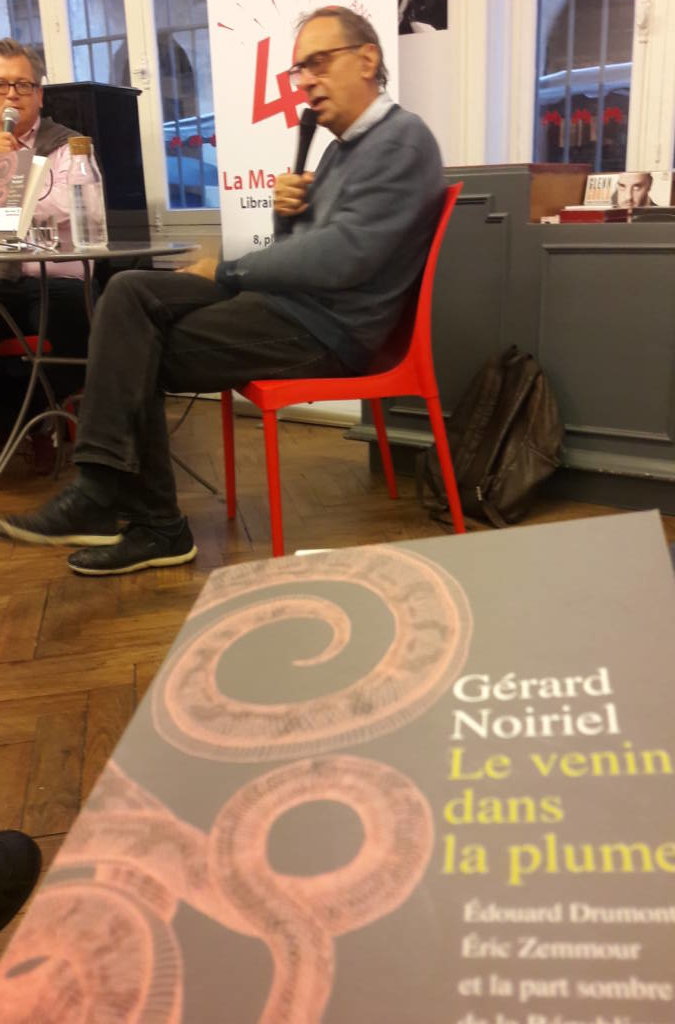 Gérard Noiriel Présente Le Poison Dans La Plume Machine à Musique